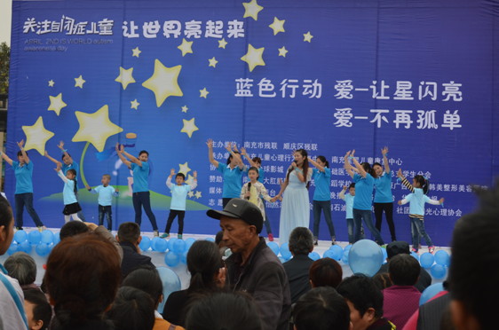 �ϳ����e���������]�Y�չ����������(d��ng) 