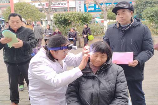 ��h��(li��n)�_չȫ���۶������������ߌW(xu��)���h־Ը����(w��)���