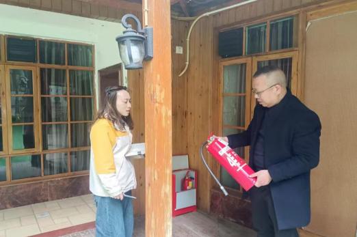 ��h��(li��n)�_(k��i)չ������ͯ���c(di��n)����(f��)�C(j��)��(g��u)��ȫ���팣�(xi��ng)�z��