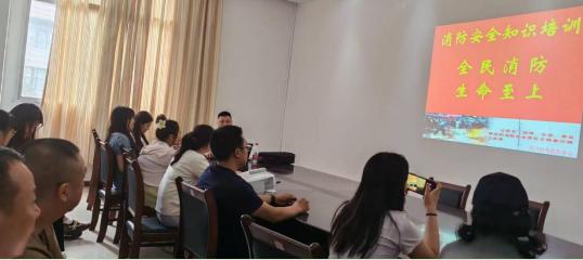 �ϳ��К����˿���(f��)����(w��)�����_չ������ȫ֪�R(sh��)��Ӗ(x��n)������(ji��)�հ�ȫ����